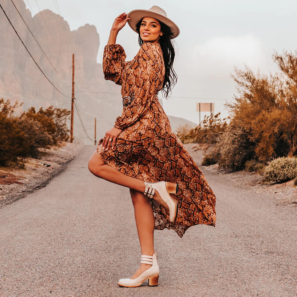 Ella - Stylish and Cozy Footwear