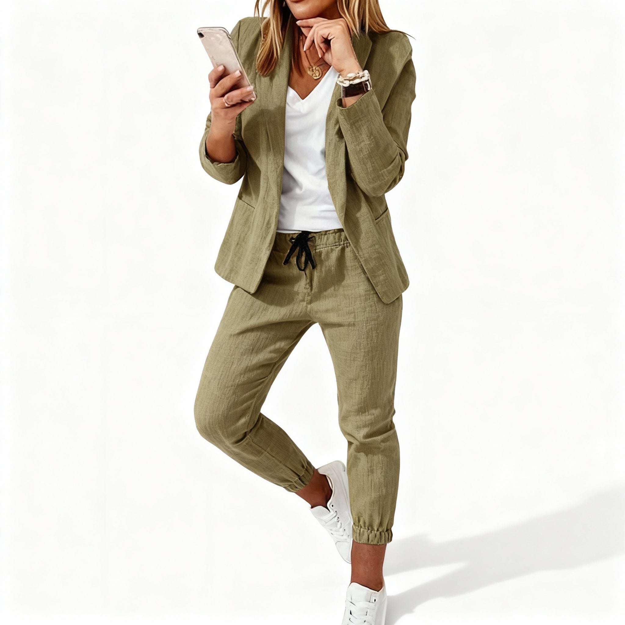Stylish Women's Blazer and Jogger Set – Coordinated Blazer and Pant Outfit